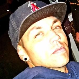 Meet your Posher, Christian